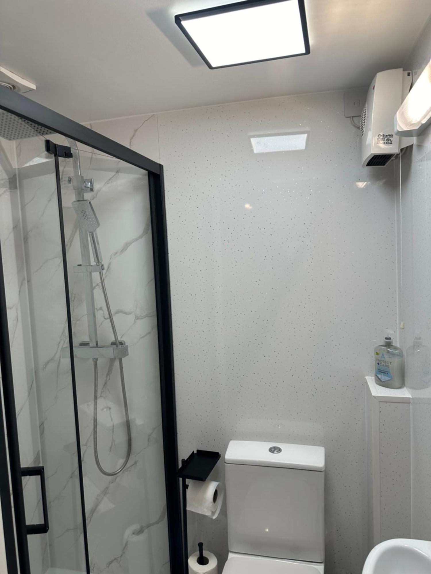 116 Maison Dieu Road Room B In Dover Luaran gambar